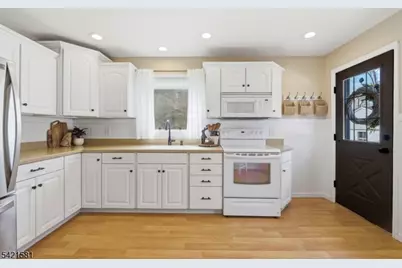 34 Old Middleville Rd, Fredon Township, NJ 07860 - Photo 14