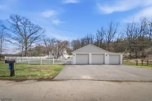 34 Old Middleville Rd, Fredon Township, NJ 07860 - Photo 4