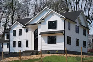 261 Appletree Ln, Mountainside, NJ 07092 - Photo 2