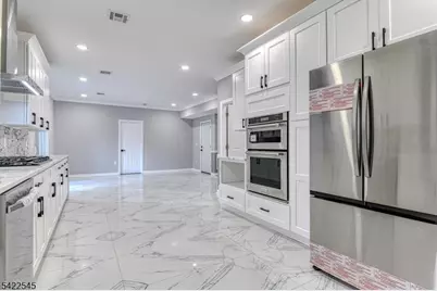 261 Apple Tree Ln, Mountainside, NJ 07092 - Photo 14