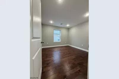 225 S 9th St #2, Newark, NJ 07103 - Photo 12