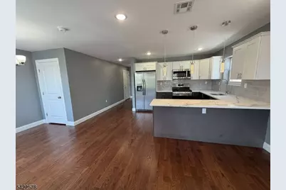 225 S 9th St #2, Newark, NJ 07103 - Photo 2