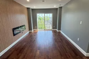 225 S 9th St, Newark, NJ 07103 - Photo 6