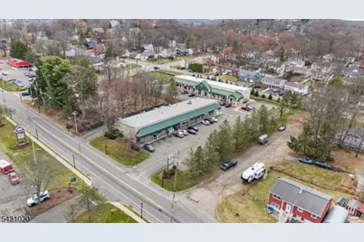 50 Hopatchung Rd, Hopatcong, NJ 07843 - Photo 2