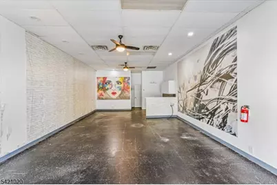 50 Hopatchung Rd, Hopatcong, NJ 07843 - Photo 12