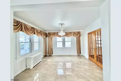 14-09 George St, Fair Lawn, NJ 07410 - Photo 10