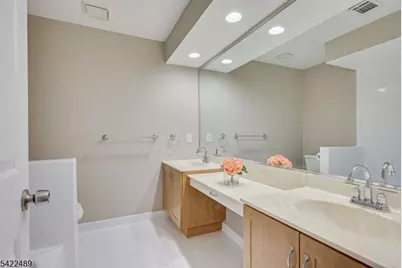 502 Woodhaven Dr #502, Edison, NJ 08817 - Photo 18