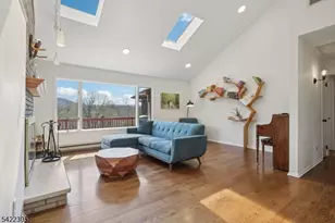 5 Bucky Ln, Vernon, NJ 07462 - Photo 6