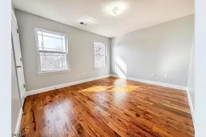 668 Jefferson Ave, Elizabeth, NJ 07201 - Photo 8