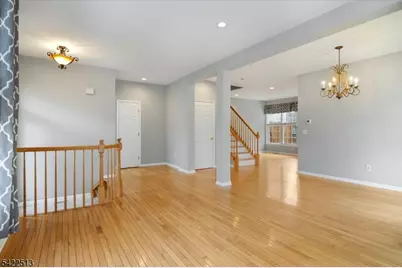 145 Arrowgate Dr, Randolph Township, NJ 07869 - Photo 4