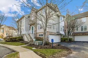 145 Arrowgate Dr, Randolph Township, NJ 07869 - Photo 2