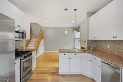 145 Arrowgate Dr, Randolph Township, NJ 07869 - Photo 14