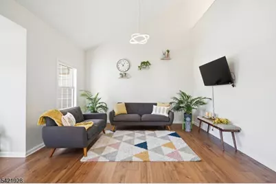 123 Barclay Drive, Nutley, NJ 07110 - Photo 12