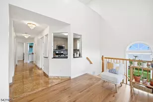 123 Barclay Dr, Nutley, NJ 07110 - Photo 14