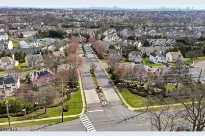 123 Barclay Drive, Nutley, NJ 07110 - Photo 48