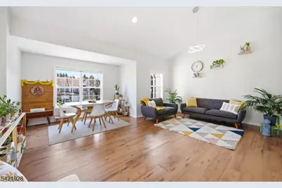 123 Barclay Drive, Nutley, NJ 07110 - Photo 8