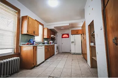 741 Highland Ave, Newark, NJ 07104 - Photo 6