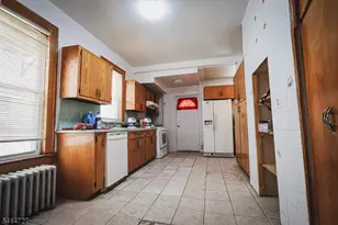 741 Highland Ave, Newark, NJ 07104 - Photo 6