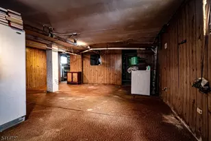 741 Highland Ave, Newark, NJ 07104 - Photo 34