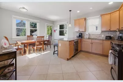 217 Prospect St #B, Westfield, NJ 07090 - Photo 8