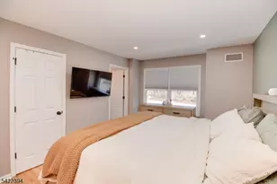 13 Chestnut St, Vernon, NJ 07422 - Photo 18