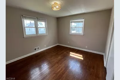 76 Liberty St, Clifton, NJ 07013 - Photo 10