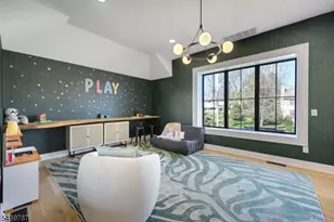 11 Brantwood Dr, Summit, NJ 07901 - Photo 16