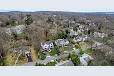 11 Brantwood Dr, Summit, NJ 07901 - Photo 44