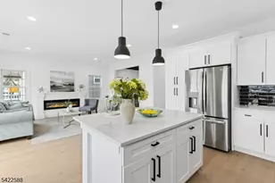 332 Pershing Ave, Roselle Park, NJ 07204 - Photo 12