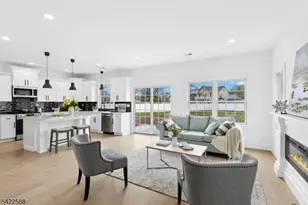 332 Pershing Ave, Roselle Park, NJ 07204 - Photo 16