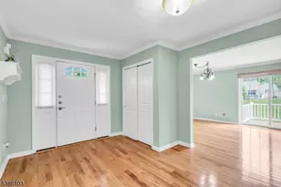 10 Harvey Ct, Clark Township, NJ 07066 - Photo 6