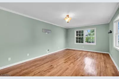 10 Harvey Ct, Clark Township, NJ 07066 - Photo 8