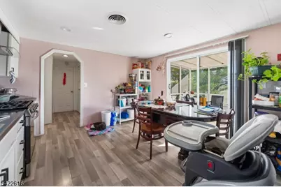 24 Whitman Road, North Brunswick Township, NJ 08902 - Photo 10