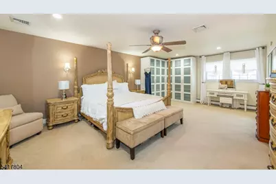 81 Devonshire Rd, Cedar Grove, NJ 07009 - Photo 20