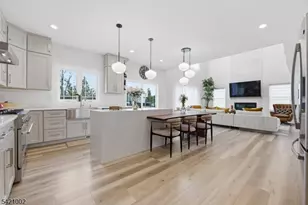 521B Hillsborough Rd, Hillsborough Township, NJ 08844 - Photo 10