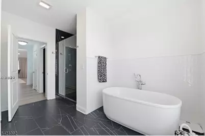 521B Hillsborough Rd, Hillsborough Township, NJ 08844 - Photo 18