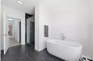 521B Hillsborough Rd, Hillsborough Township, NJ 08844 - Photo 18