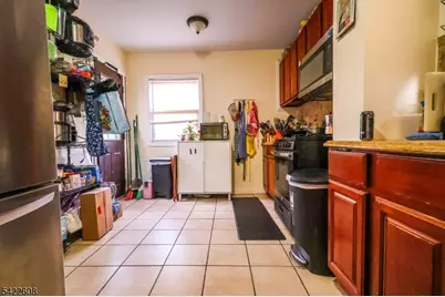 36 Melrose Ave, Newark, NJ 07106 - Photo 6