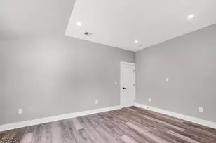 715 Evans St, Paramus, NJ 07652 - Photo 14