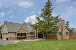 19 Partridge Rd, Readington, NJ 08822 - Photo 2