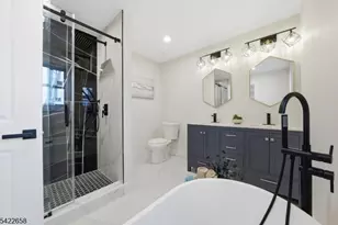 488A Dewey Ave, Saddle Brook Township, NJ 07663 - Photo 24