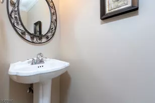 504 Reading Cir, Bridgewater, NJ 08807 - Photo 18