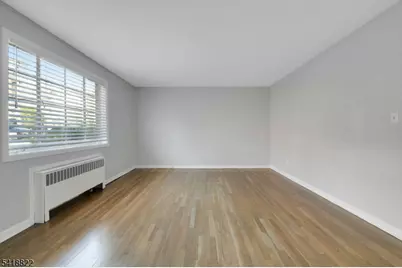 4A Troy Dr #4A, Springfield, NJ 07081 - Photo 2