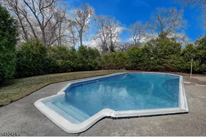 52 W William St, Lincoln Park, NJ 07035 - Photo 42