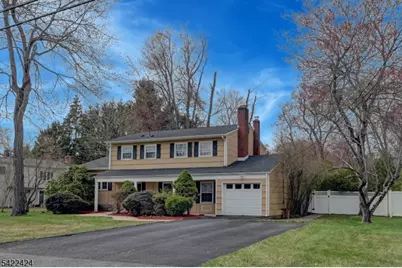 52 W William St, Lincoln Park, NJ 07035 - Photo 2