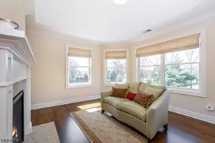 8 Philhower Ct, Denville Twp., NJ 07834 - Photo 30