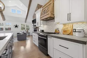 136 Forest Ave, Berkeley Heights Township, NJ 07922 - Photo 18