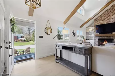 136 Forest Ave, Berkeley Heights Township, NJ 07922 - Photo 4