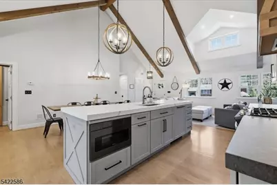 136 Forest Ave, Berkeley Heights Township, NJ 07922 - Photo 16