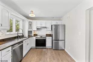 13232 Dell Pl, Stanhope, NJ 07874 - Photo 6